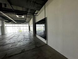 Breadtalk (D19), Warehouse #554077461